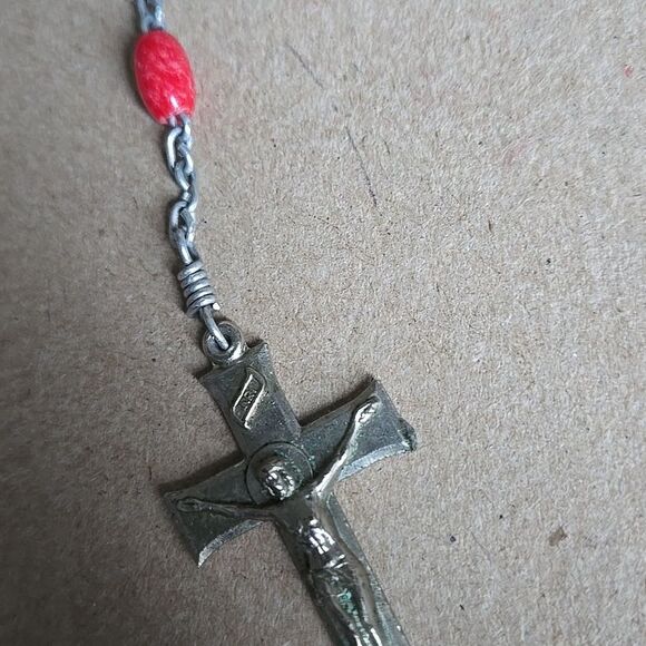 Red Beaded Rosary with Silver Toned Cross Unisex Medals Charms 2 Toned Reds - Picture 11 of 16